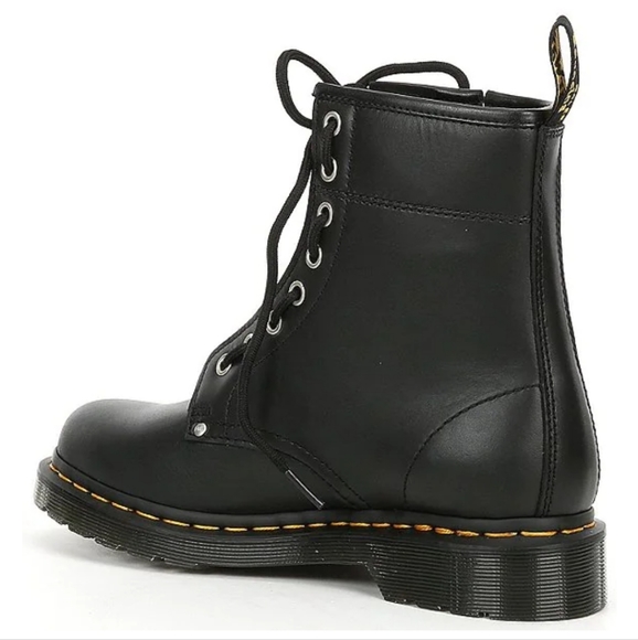 Dr. MARTENS ‘Air Wair’ 🆕 1460 8-Eye Boot - Black Classic Combat Boot. Size 39 🔥 - Picture 6 of 16